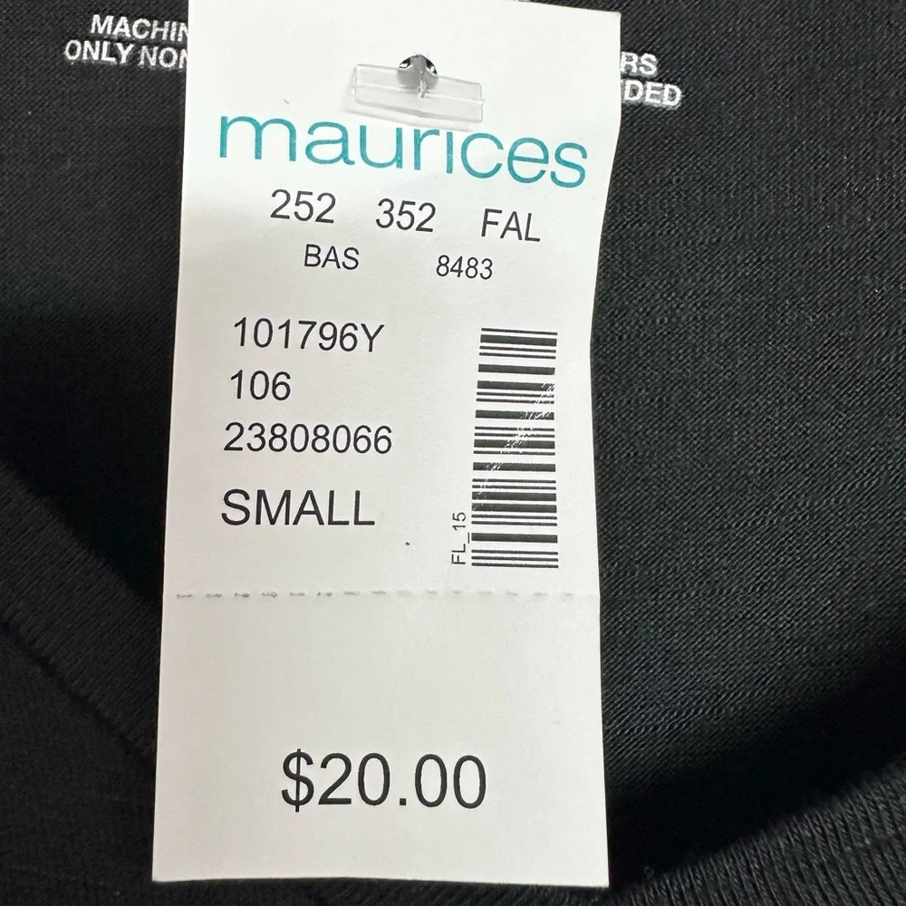 NWT Maurices 24/7 Women's Black Short Sleeve V Neck Shirt Top Size small - Picture 6 of 6